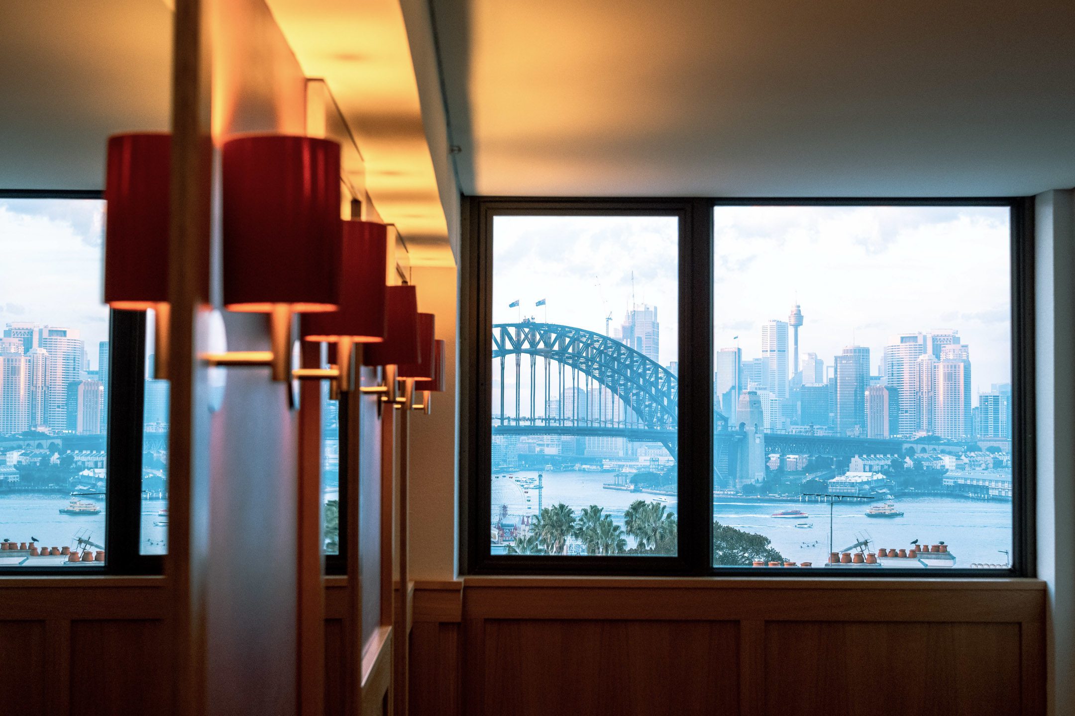 Hotel Sydney Accommodation with a View